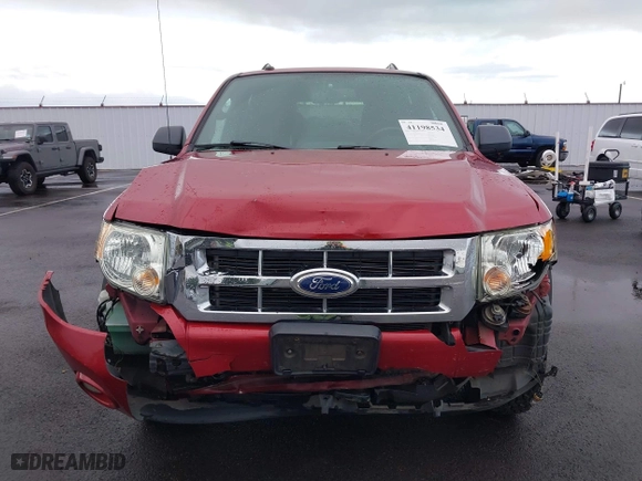 2011 Ford Escape XLT with VIN 1FMCU9D77BKB34262, listed as a IAAI auction lot 41198534 with 212,006 mi miles. Bid and sale history available at carsss.com. Image 12.
