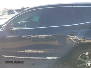 2018 Volvo XC60 Inscription with VIN YV4A22RL2J1081874, listed as a IAAI auction lot 41330217 with 100,611 mi miles. Bid and sale history available at carsss.com. Image 14.