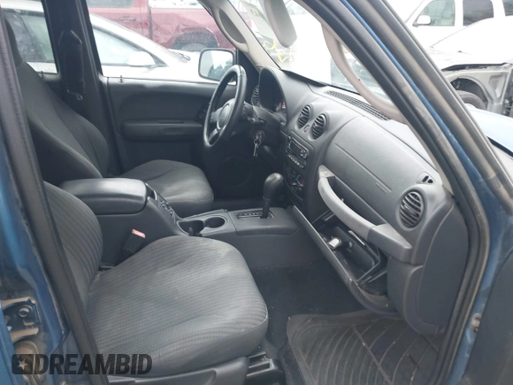 2004 Jeep Liberty Sport with VIN 1J4GK48K84W147282, listed as a IAAI auction lot 41888043 with 211,043 mi miles and . Bid and sale history available at DreamBid. Image 5.