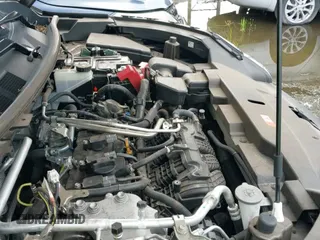 2022 Mitsubishi Outlander SEL z VIN JA4J4VA88NZ053049, wystawiony jako IAAI lot #43012579 z przebiegiem 57 096 mil mil oraz . Historia ofert i sprzedaży dostępna na DreamBid. Obrazek 19.