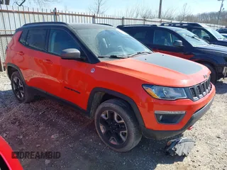 2018 Jeep Compass Trailhawk with VIN 3C4NJDDB4JT336745, listed as a IAAI auction lot 41898924 with 94,471 mi miles and . Bid and sale history available at carsss.com. Image 1.
