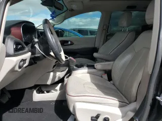 2020 Chrysler Pacifica Limited с VIN 2C4RC1GG8LR271406, выставлен на аукционе Copart как лот 48525205 с пробегом 96 125 миль миль и Списание • Salvage title. История ставок и продаж доступна на DreamBid. Изображение 7.