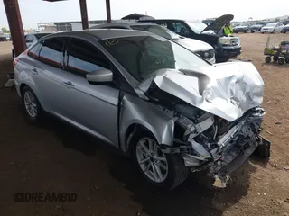 2018 Ford Focus SE with VIN 1FADP3FE7JL271029, listed as a IAAI auction lot 41922961 with 86,578 mi miles. Bid and sale history available at carsss.com. Image 1.