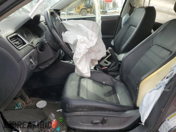 2014 Volkswagen Jetta SEL z VIN 3VWL17AJ9EM441590, wystawiony jako Copart lot #50995785 z przebiegiem Nie podano mil oraz Szkoda całkowita • Salvage title. Historia ofert i sprzedaży dostępna na DreamBid. Obrazek 7.