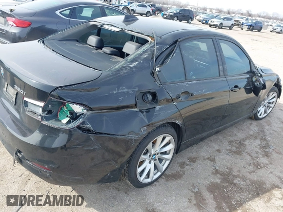 2018 BMW 3 Series 320i xDrive with VIN WBA8E5G53JNU45630, listed as a IAAI auction lot 41561495 with 110,058 mi miles. Bid and sale history available at carsss.com. Image 6.
