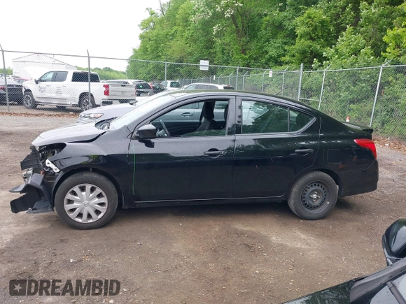 2019 Nissan Versa SV with VIN 3N1CN7APXKL846678, listed as a IAAI auction lot 42185136 with 117,807 mi miles and . Bid and sale history available at DreamBid. Image 14.