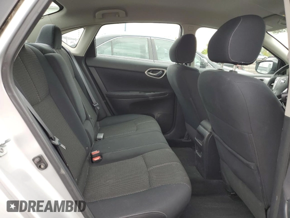 2014 Nissan Sentra SR z VIN 3N1AB7AP0EL652813, wystawiony jako Copart lot #58897925 z przebiegiem 130 710 mil mil oraz Czysty tytuł • Clean title. Historia ofert i sprzedaży dostępna na DreamBid. Obrazek 10.