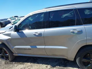 2016 Jeep Grand Cherokee High Altitude with VIN 1C4RJFCG9GC370842, listed as a IAAI auction lot 41815639 with 111,883 mi miles. Bid and sale history available at carsss.com. Image 15.