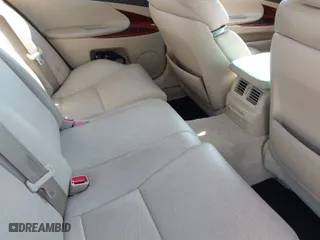 2008 Lexus GS 350 with VIN JTHCE96S980016512, listed as a IAAI auction lot 41679468 with 211,397 mi miles. Bid and sale history available at carsss.com. Image 8.