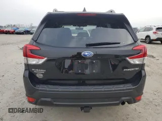 2024 Subaru Forester Limited with VIN JF2SKALC6RH483816, listed as a Copart auction lot 44246695 with 17,944 mi miles and Salvage Title. Bid and sale history available at carsss.com. Image 6.