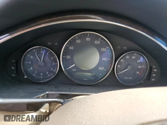 2007 Mercedes-Benz CLS 550 z VIN WDDDJ72X37A092927, wystawiony jako Copart lot #60268185 z przebiegiem Nie podano mil oraz Czysty tytuł • Clean title. Historia ofert i sprzedaży dostępna na DreamBid. Obrazek 9.