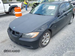 2007 BMW 3 Series 328i with VIN WBAVA335X7PV64572, listed as a IAAI auction lot 42159689 with 209,335 mi miles and . Bid and sale history available at DreamBid. Image 18.
