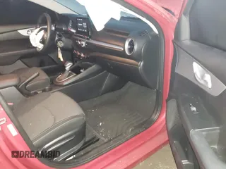2023 Kia Forte LXS z VIN 3KPF24AD5PE627131, wystawiony jako IAAI lot #41183988 z przebiegiem 26 062 mil mil oraz . Historia ofert i sprzedaży dostępna na DreamBid. Obrazek 5.