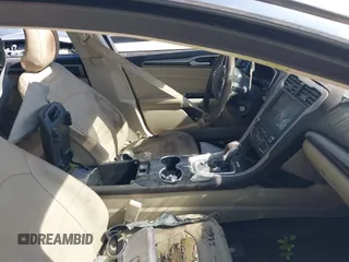 2016 Ford Fusion SE с VIN 3FA6P0HD7GR122464, выставлен на аукционе IAAI как лот 42803281 с пробегом Не указан миль и . История ставок и продаж доступна на DreamBid. Изображение 5.