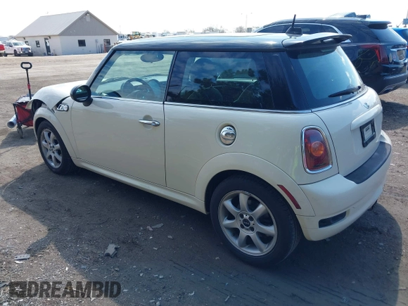 2010 MINI Hardtop S with VIN WMWMF7C55ATZ71881, listed as a IAAI auction lot 41893555 with 77,953 mi miles and . Bid and sale history available at DreamBid. Image 3.