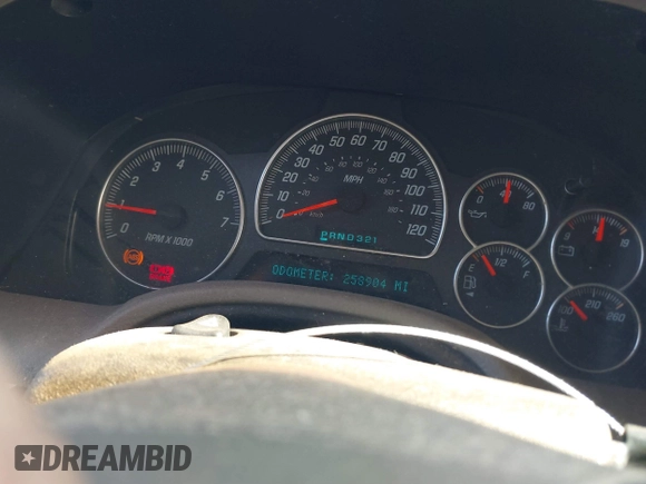 2002 GMC Envoy SLT with VIN 1GKDT13S322515582, listed as a IAAI auction lot 41528624 with 258,904 mi miles. Bid and sale history available at carsss.com. Image 7.