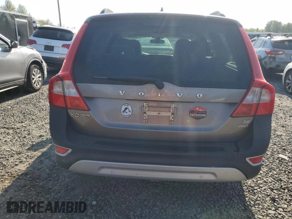 2008 Volvo XC70 z VIN YV4BZ982281000951, wystawiony jako Copart lot #54548705 z przebiegiem 231 653 mil mil oraz Szkoda całkowita • Salvage title. Historia ofert i sprzedaży dostępna na DreamBid. Obrazek 6.