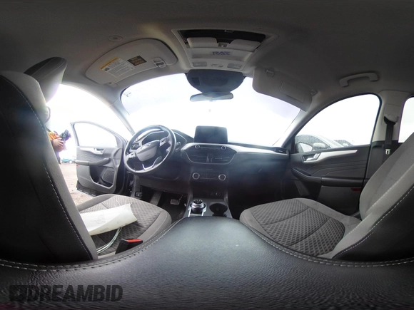 2021 Ford Escape SE z VIN 1FMCU9G63MUB17887, wystawiony jako IAAI lot #42005945 z przebiegiem 63 610 mil mil oraz . Historia ofert i sprzedaży dostępna na DreamBid. Obrazek 18.