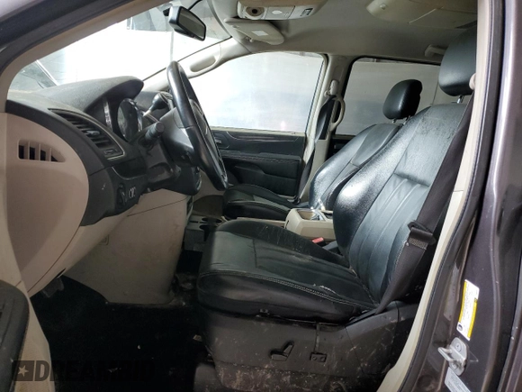 2015 Chrysler Town & Country Touring with VIN 2C4RC1BG9FR695897, listed as a Copart auction lot 53899435 with Not Provided miles and Clean Title. Bid and sale history available at DreamBid. Image 7.