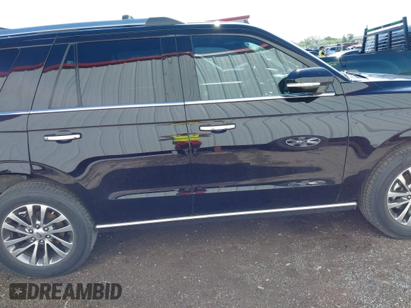 2018 Ford Expedition Limited with VIN 1FMJU1KT8JEA13259, listed as a IAAI auction lot 42103525 with 68,773 mi miles and . Bid and sale history available at DreamBid. Image 13.