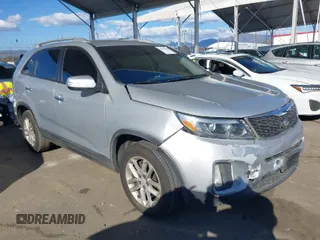2014 Kia Sorento LX with VIN 5XYKT3A65EG434405, listed as a IAAI auction lot 41755440 with 154,019 mi miles. Bid and sale history available at carsss.com. Image 1.