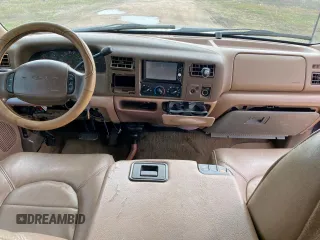 1999 Ford F-250 XL with VIN 1FTNX21F3XEA60268, listed as a Copart auction lot 57728745 with 288,983 mi miles and Clean title. Bid and sale history available at DreamBid. Image 9.