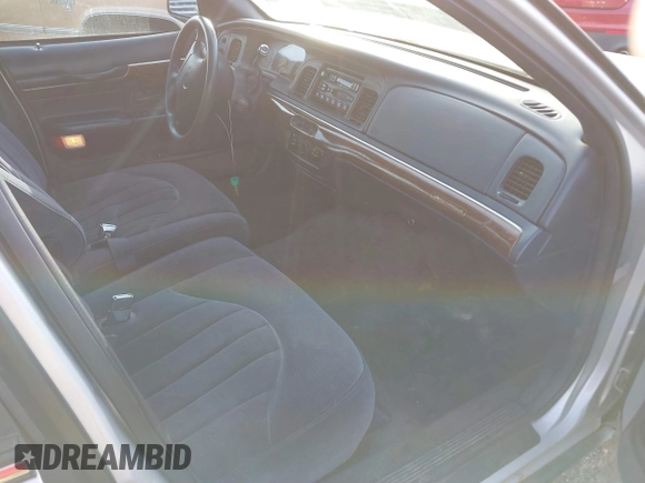 1996 Mercury Grand Marquis GS with VIN 2MELM74W8TX692876, listed as a IAAI auction lot 41404447 with Not Provided miles and . Bid and sale history available at DreamBid. Image 5.
