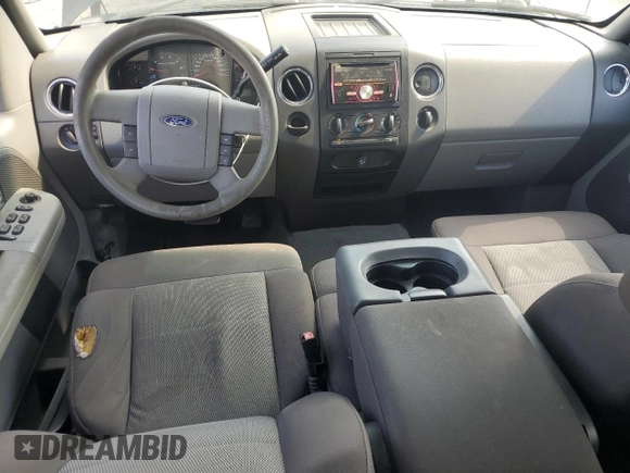 2006 Ford F-150 XLT z VIN 1FTRW12WX6KE02456, wystawiony jako Copart lot #62215225 z przebiegiem 233 473 mil mil oraz Czysty tytuł • Clean title. Historia ofert i sprzedaży dostępna na DreamBid. Obrazek 8.
