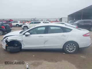 2016 Ford Fusion S with VIN 3FA6P0G73GR226218, listed as a IAAI auction lot 41708466 with 120,964 mi miles. Bid and sale history available at carsss.com. Image 14.