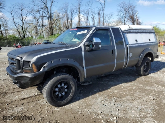 1999 Ford Super Duty F-250 XL with VIN 1FTNX21L5XEA67499, listed as a Copart auction lot 50822095 with 480,067 mi miles and Salvage Title. Bid and sale history available at carsss.com. Image 1.