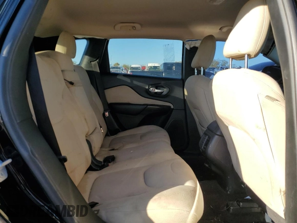 2017 Jeep Cherokee Latitude with VIN 1C4PJLCS3HW547640, listed as a Copart auction lot 83420164 with Not Provided miles and Clean Title. Bid and sale history available at carsss.com. Image 11.