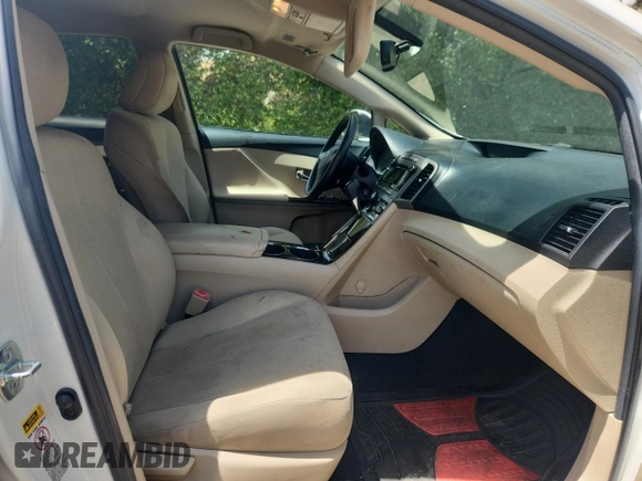 2010 Toyota Venza z VIN 4T3ZA3BB7AU035555, wystawiony jako Copart lot #61304195 z przebiegiem 148 545 mil mil oraz Czysty tytuł • Clean title. Historia ofert i sprzedaży dostępna na DreamBid. Obrazek 5.