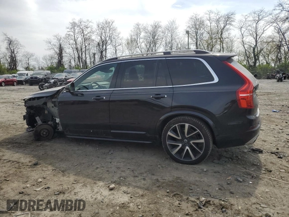 2018 Volvo XC90 Momentum z VIN YV4A22PK5J1209048, wystawiony jako Copart lot #52187925 z przebiegiem 90 909 mil mil oraz Szkody całkowita. Historia ofert i sprzedaży dostępna na DreamBid. Obrazek 2.