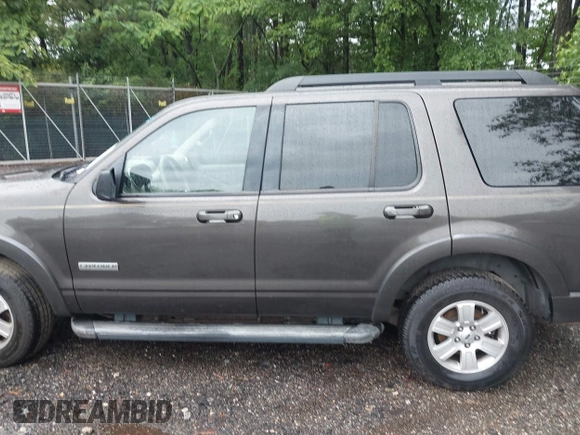 2007 Ford Explorer XLT with VIN 1FMEU73E57UB30980, listed as a IAAI auction lot 42243903 with 184,384 mi miles and . Bid and sale history available at DreamBid. Image 14.