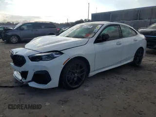 2021 BMW 2 Series M235i xDrive with VIN WBA13AL00M7H73173, listed as a Copart auction lot 43614275 with 0 mi miles and Clean Title. Bid and sale history available at carsss.com. Image 1.