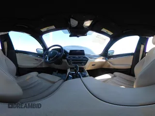 2020 BMW 5 Series 530i z VIN WBAJR3C03LCD11920, wystawiony jako IAAI lot #40532169 z przebiegiem 26 023 mil mil oraz . Historia ofert i sprzedaży dostępna na DreamBid. Obrazek 19.