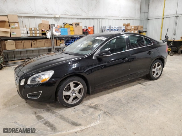 2012 Volvo S60 T5 with VIN YV1622FS0C2101907, listed as a Copart auction lot 53879165 with 116,323 mi miles and Non Repairable. Bid and sale history available at carsss.com. Image 1.