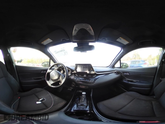 2019 Toyota C-HR XLE z VIN JTNKHMBX0K1013522, wystawiony jako IAAI lot #42053511 z przebiegiem 136 330 mil mil oraz . Historia ofert i sprzedaży dostępna na DreamBid. Obrazek 20.