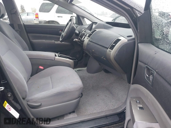 2008 Toyota Prius with VIN JTDKB20U883331064, listed as a IAAI auction lot 41827175 with 138,851 mi miles and . Bid and sale history available at carsss.com. Image 5.