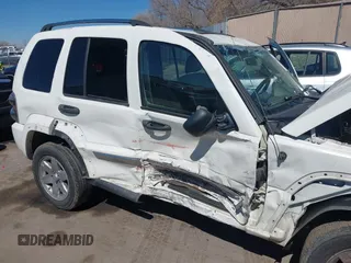 2006 Jeep Liberty Limited with VIN 1J4GL58KX6W180273, listed as a IAAI auction lot 41896673 with 146,404 mi miles. Bid and sale history available at carsss.com. Image 6.