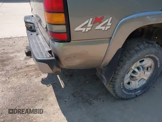 2007 GMC Sierra 2500HD SLE1 z VIN 1GTHK29D77E161912, wystawiony jako IAAI lot #42474576 z przebiegiem Nie podano mil oraz . Historia ofert i sprzedaży dostępna na DreamBid. Obrazek 6.