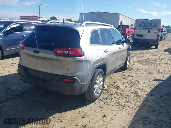 2016 Jeep Cherokee Latitude with VIN 1C4PJLCB7GW351506, listed as a IAAI auction lot 42264579 with 71,021 mi miles and . Bid and sale history available at DreamBid. Image 4.
