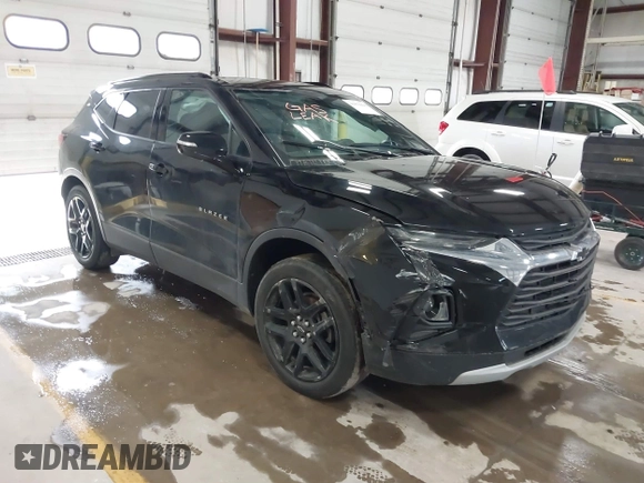 2020 Chevrolet Blazer LT z VIN 3GNKBBRA6LS684129, wystawiony jako IAAI lot #41850800 z przebiegiem 38 631 mil mil oraz . Historia ofert i sprzedaży dostępna na DreamBid. Obrazek 1.