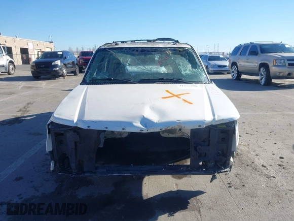 2005 Cadillac Escalade z VIN 1GYEK63N15R161254, wystawiony jako IAAI lot #41329738 z przebiegiem Nie podano mil oraz . Historia ofert i sprzedaży dostępna na DreamBid. Obrazek 11.