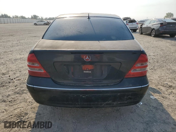 2002 Mercedes-Benz C 230/260/280/320 с VIN WDBRF61JX2F273543, выставлен на аукционе Copart как лот 64658185 с пробегом Не указан миль и Чистый • Clean title. История ставок и продаж доступна на DreamBid. Изображение 6.
