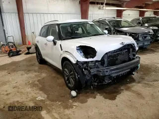 2012 MINI Countryman S z VIN WMWZC3C57CWL84736, wystawiony jako Copart lot #48465845 z przebiegiem 223 370 mil mil oraz Szkody całkowita. Historia ofert i sprzedaży dostępna na DreamBid. Obrazek 14.