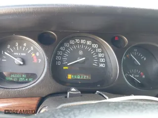 2004 Buick LeSabre Custom with VIN 1G4HP54K74U144842, listed as a IAAI auction lot 42049951 with 162,301 mi miles. Bid and sale history available at carsss.com. Image 7.