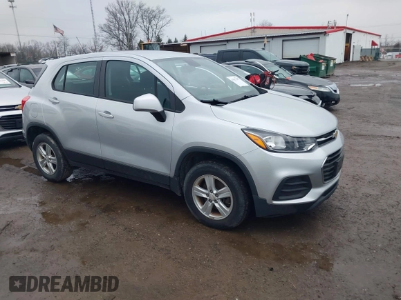 2020 Chevrolet Trax LS with VIN 3GNCJNSBXLL112258, listed as a IAAI auction lot 41657907 with 133,412 mi miles. Bid and sale history available at carsss.com. Image 1.