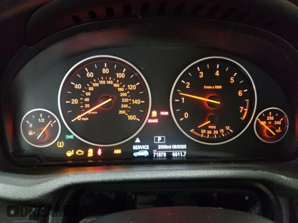 2016 BMW X3 xDrive28i z VIN 5UXWX9C5XG0D84835, wystawiony jako Copart lot #56165305 z przebiegiem 71 878 mil mil oraz Szkoda całkowita • Salvage title. Historia ofert i sprzedaży dostępna na DreamBid. Obrazek 9.