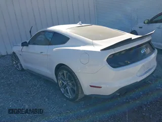 2020 Ford Mustang GT z VIN 1FA6P8CF5L5157752, wystawiony jako IAAI lot #40629901 z przebiegiem 37 450 mil mil oraz . Historia ofert i sprzedaży dostępna na DreamBid. Obrazek 3.